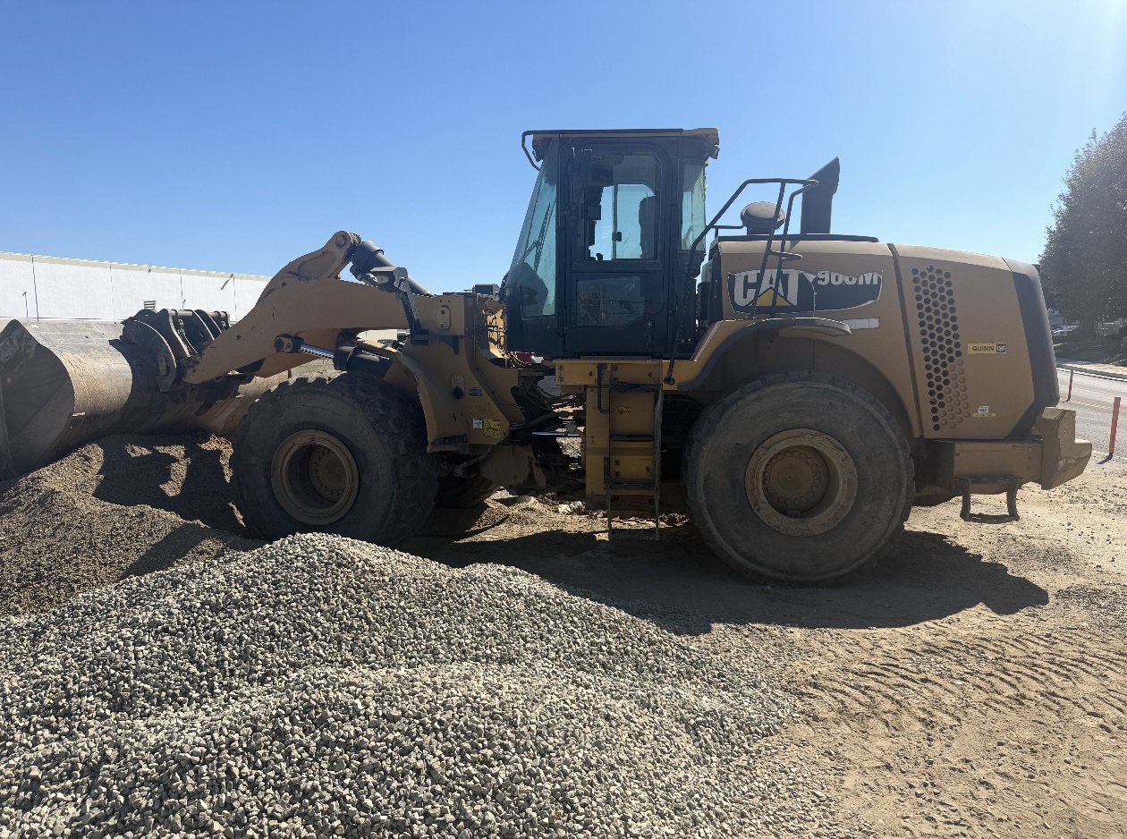 Caterpillar wheel loader supported by LA Trucks and Tractors